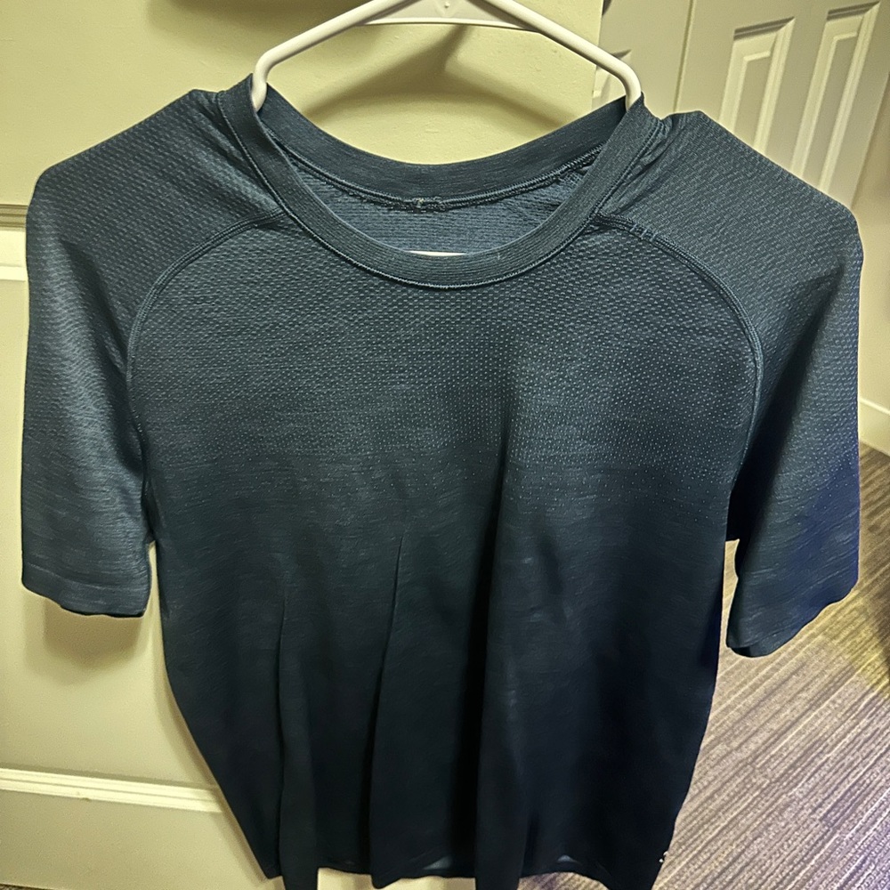 Men’s Metal Vent Tech Short-Sleeve Shirt